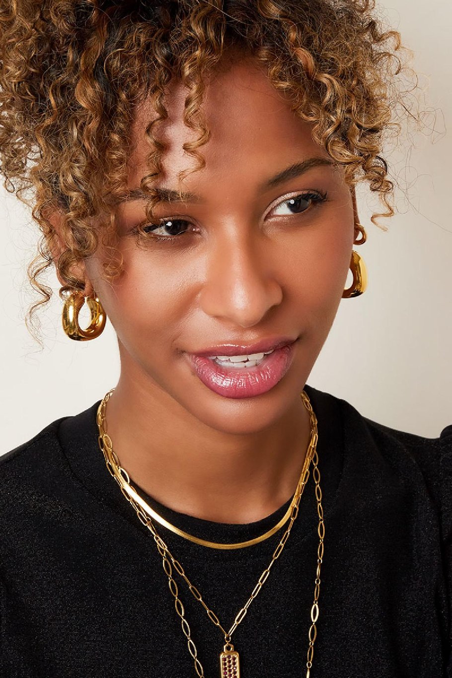 Bold hoop earrings Gold Color Stainless Steel Picture3